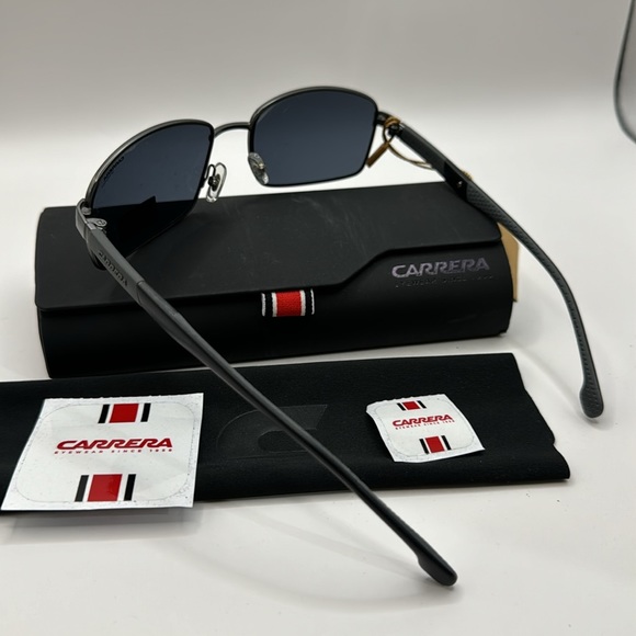 NEW Carrera Sunglasses with case cloth and stickers - Picture 5 of 5